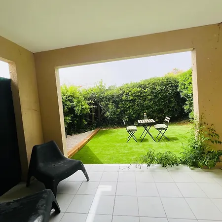 Apartment 4 Pers Au Rez-de-jardin Avec Piscine, Tennis Et Jardin Prive A - Fr-1-789-6 Antibes