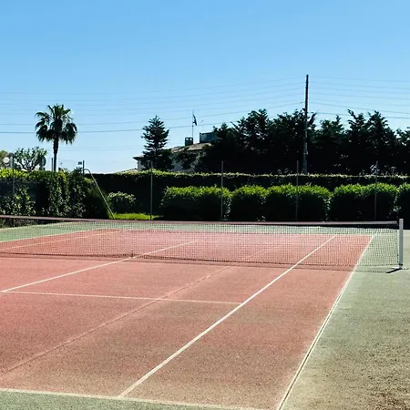 4 Pers Au Rez-de-jardin Avec Piscine, Tennis Et Jardin Prive A - Fr-1-789-6 * Antibes